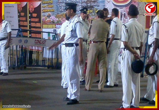 পুজোতে আইন লঙ্ঘনের অভিযোগে কড়া ব্যবস্থা পুলিশের!