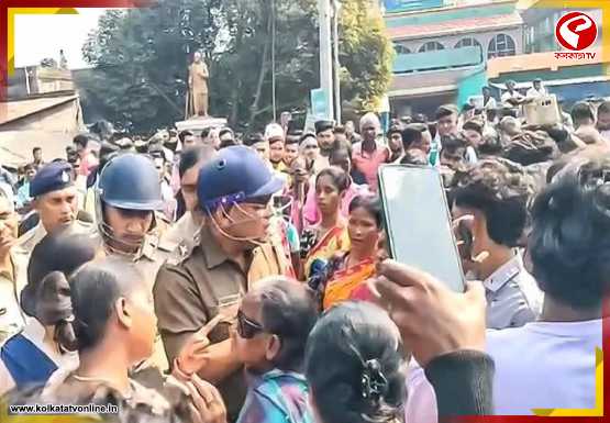চুরির অপবাদে দিয়ে পরিচারককে বেধড়ক মার! অভিযুক্ত পুলিশ অফিসার