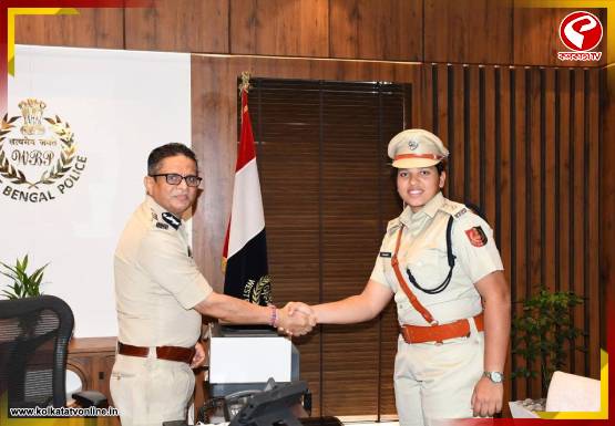 পুলিশের উর্দিতে রিচা! ডিএসপি পদে যোগদান বিশ্বজয়ীর