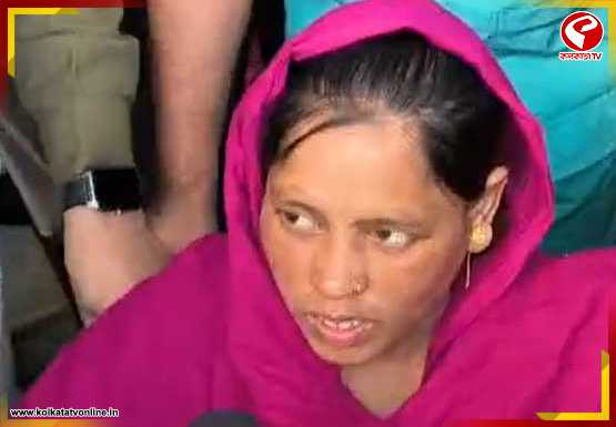 বাংলাদেশ থেকে ফেরা সোনালি বিবির সঙ্গে দেখা করবেন অভিষেক বন্দ্যোপাধ্যায়