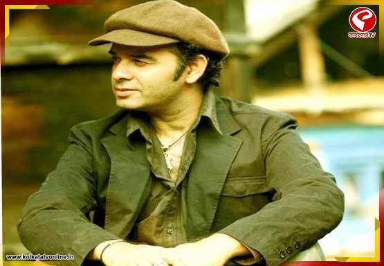 আচমকা গান গাইতে গিয়ে স্টেজে পড়ে গেলেন মোহিত চৌহান! ভাইরাল ভিডিও