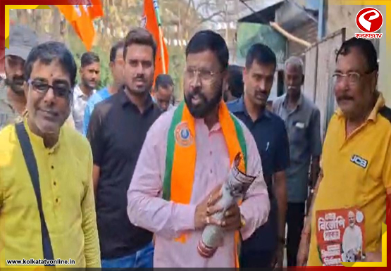 জনসংযোগে ক্ষোভের মুখে বিজেপি বিধায়ক, দুর্গাপুরে চাঞ্চল্য