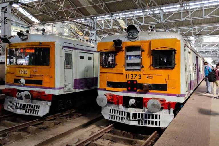 শনিবার এবং রবিবার মিলিয়ে বাতিল ২৩টি লোকাল ট্রেন