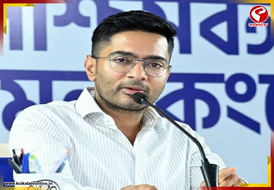 মনোজ আগরওয়ালের চ্যাট ফাঁস অভিষেকের!