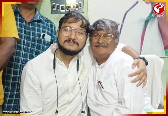 ‘অভিমানী’ অসিতের পা ছুঁয়ে প্রণাম, দেবাংশুর সৌজন্যে মিটল দলের সঙ্গে দূরত্ব? দেখুন বড় খবর