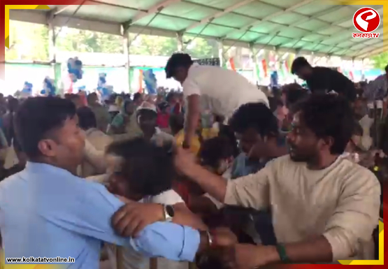 নওদায় অভিষেকের সভায় চরম বিশৃঙ্খলা