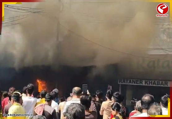 মধ্যমগ্রাম স্টেশনের পাশে বিধ্বংসী আগুন, একের পর এক সিলিন্ডার ব্লাস্ট