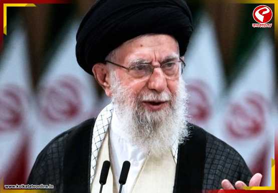 ক্ষেপণাস্ত্র হানায় নিহত খামেনেই ? ইরানে কি টলছে মোল্লাতন্ত্র?