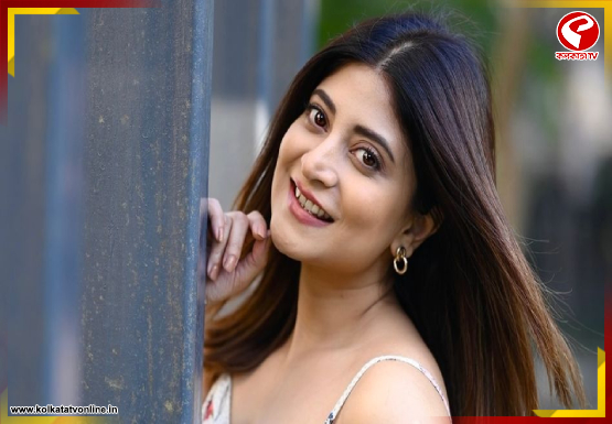 মধ্যপ্রাচ্যের পরিস্থিতির কারণে বিপাকে অভিনেত্রী সন্দীপ্তা!