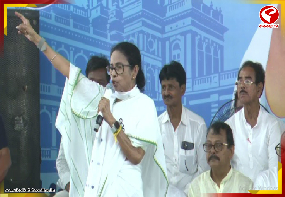 লড়ে যাব, আই-প্যাক নিয়েও হুঁশিয়ারি মমতার