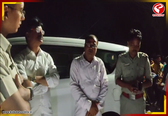 হিঙ্গলগঞ্জে টাকা-সহ আটক অসম বিজেপি নেতা-সহ ২