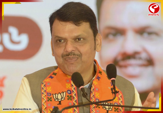 বাংলায় প্রচারে মহারাষ্ট্রের মুখ্যমন্ত্রী, ‘বাংলা থেকে ১৪০০ কোম্পানি গিয়েছে মহারাষ্ট্রে’