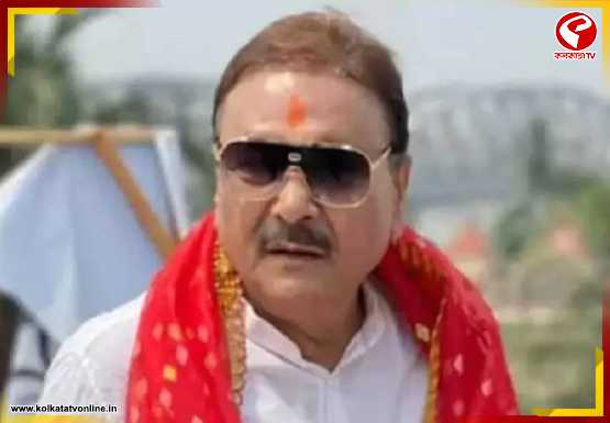 কীর্তনে মাতলেন মদন মিত্র, প্রচারে জমজমাট কামারহাটি