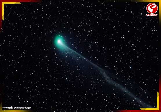 ২ লক্ষ বছর পর আকাশে বিরল অতিথি! ভোরে তাকালেই দেখা মিলবে ধূমকেতুর