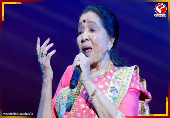 মাত্র ১০ বছর বয়সে মাইক্রোফোন হাতে প্রথম গান, সেদিন কী হয়েছিল আশা ভোঁসলের সঙ্গে?