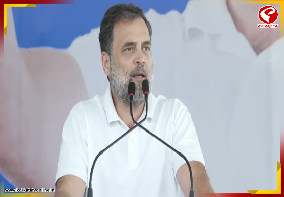 ‘মোদি আমার সঙ্গে চোখে চোখ রেখে কথা বলতে পারেন না’, রায়গঞ্জ থেকে সুর চড়ালেন রাহুল