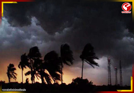 আজ থেকেই দুর্যোগ, ঝেঁপে বৃষ্টি দক্ষিণের একাধিক জেলায়, বিকেলে কালবৈশাখীর পূর্বাভাস