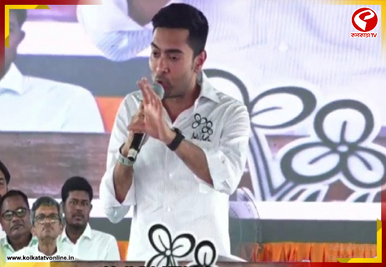 ‘ঘুষ দিয়ে প্রার্থীপদ পেয়েছেন’, পুরুলিয়ার বলরামপুর থেকে বিজেপি প্রার্থীকে আক্রমণ অভিষেকের