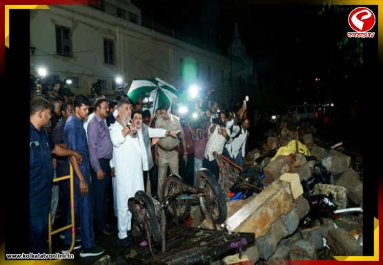 প্রবল বৃষ্টিতে বেঙ্গালুরুতে দেওয়াল চাপা পড়ে মৃত শিশু সহ ৭, মধ্যপ্রদেশে গাড়ি দুর্ঘটনায় মৃত্যু ১২ জনের