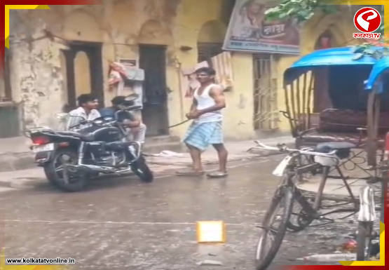 অস্ত্র দিয়ে ভয় দেখিয়ে বিজেপিতে ভোট দিতে চাপ! চাঞ্চল্য মধ্য হাওড়ায়