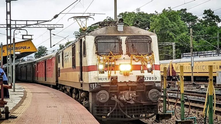 উত্তর-পূর্ব সীমান্ত রেলপথে নন-ইন্টারলকিং কাজের জন্য ট্রেন চলাচল নিয়ন্ত্রণ
