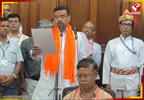 মুখ্যমন্ত্রী হয়ে প্রথমবার বিধানসভায় শুভেন্দু অধিকারী, নিলেন বিধায়ক হিসেবে শপথ
