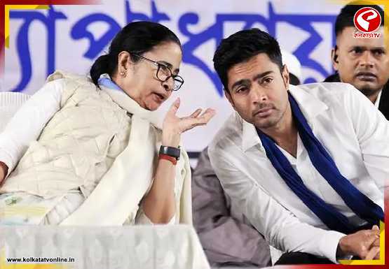 ‘ককরোচ জনতা পার্টি’র পাশে মমতা-অভিষেক!