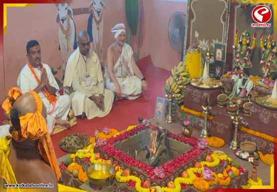 ‘গীতার বাণী গ্রহণ করে বাংলার গৌরব ফেরানোর প্রার্থনা’, মায়াপুরে ইসকনে আবেগঘন শুভেন্দু