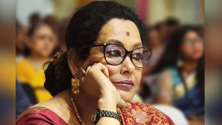মহিলা কমিশনের চেয়ারপার্সনের পদ থেকে ইস্তফা লীনা গঙ্গোপাধ্যায়ের