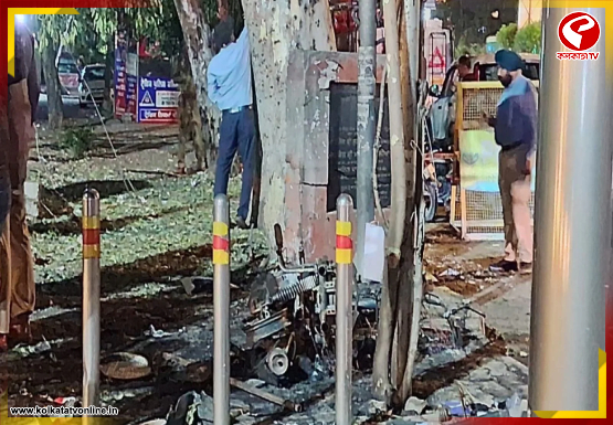 পঞ্জাবে জঙ্গি হামলা! বিএসএফ ক্যাম্পের সামনেই পর পর বিস্ফোরণ