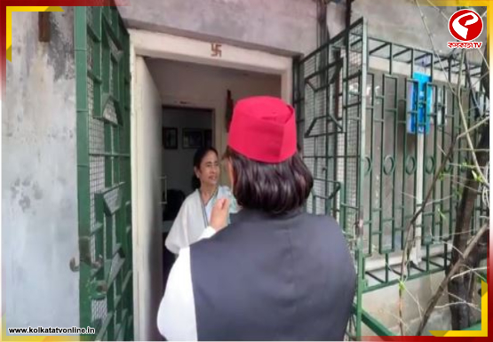 ‘দিদি আপনি হারেননি’ কলকাতায় এসে মমতাকে প্রথম সাক্ষাতে এই কথা অখিলেশের
