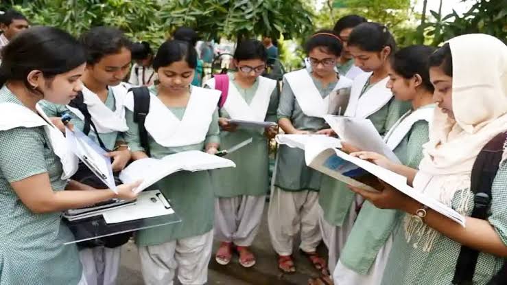 রাত পোহালেই মাধ্যমিকের ফল প্রকাশ