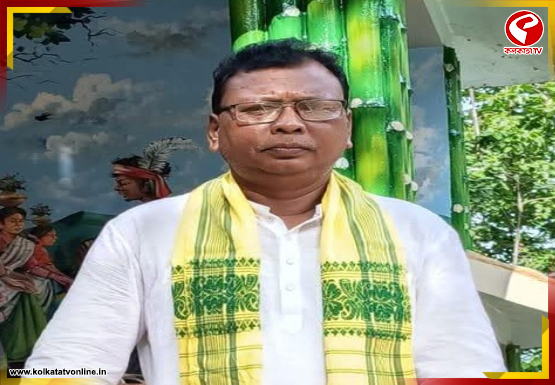দুর্গাপুরে ৫৫ দিন ধরে চলছে ধর্না, সমস্যা সমাধানের আশ্বাস দিলেন মন্ত্রী ক্ষুদিরাম টুডু