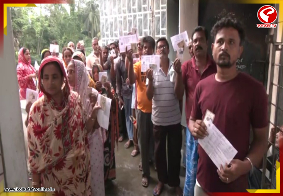 ফলতায় চলছে পুনর্নির্বাচন, সকাল থেকে বুথে বুথে মানুষের ভিড়