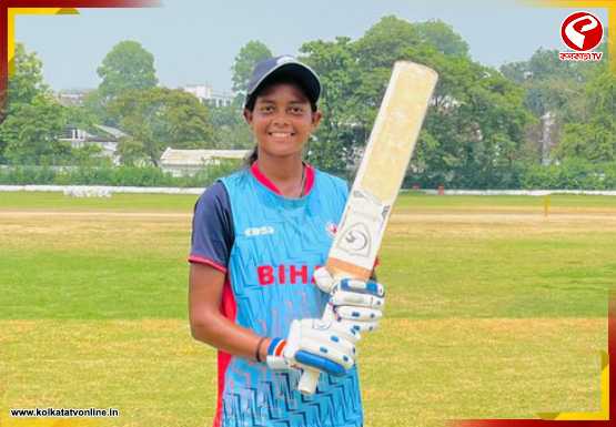 ১২৬ বলে ৩০৬ রান! ক্রিকেট দুনিয়ায় সাড়া ফেলল ‘লেডি বৈভব’! চেনেন বিহারের এই বিষ্ময় তরুণীকে?