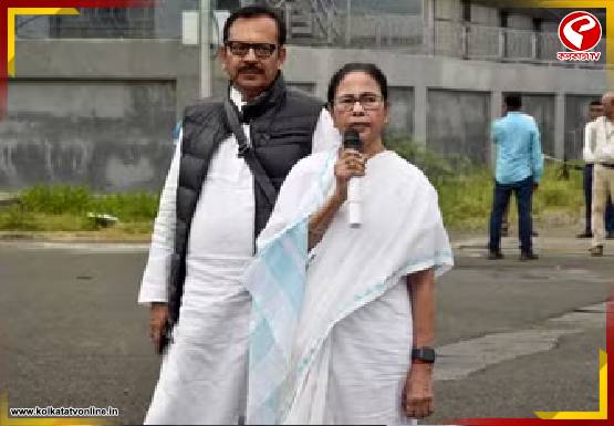 তৃণমূলের ব্যাঙ্ক অ্যাকাউন্ট ‘ফ্রিজ’-এর দাবি! কোষাধ্যক্ষ পরিচয়ে HDFC-কে চিঠি অরূপের