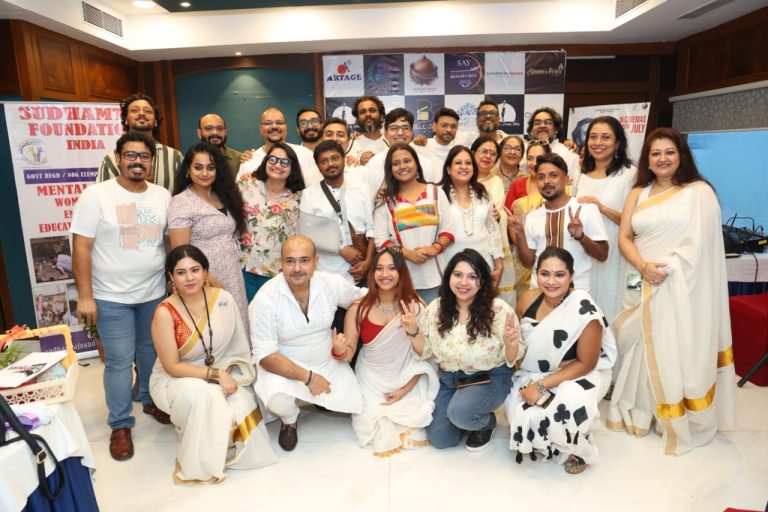 আসছে ‘পিঞ্জর’, কলকাতায় প্রতীকী পাখি উড়িয়ে বিশেষ অনুষ্ঠানের আয়োজন