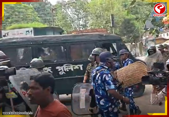 উদয়ন গুহকে লক্ষ্য করে ডিমবৃষ্টি! উত্তেজনা দিনহাটায়