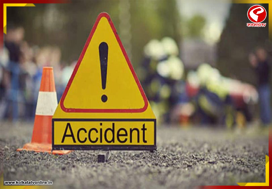 ২৫০ কিমি গতিতে ছুটছিল BMW, ডিভাইডারে ধাক্কা লেগে দু’জনের মৃত্যু, গুরুতর আহত আরও এক