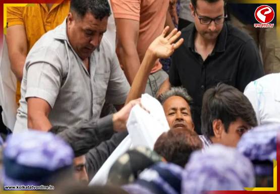 https://kolkatatv.org/wp-content/uploads/2026/07/internal-jacket-Recovered-2026-07-18T113018.376.jpg